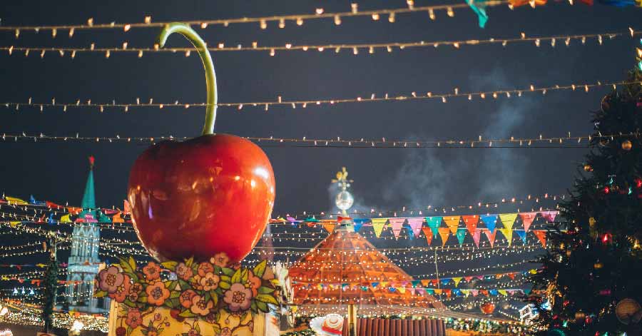 a big apple decoration in a carnival
