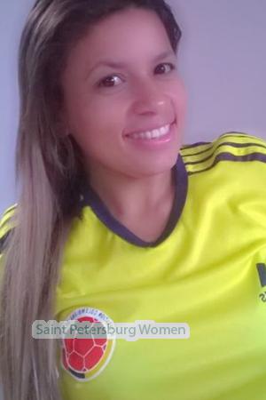 163088 - Dariela Age: 43 - Colombia
