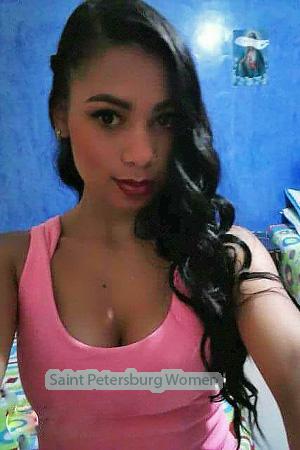 173793 - Viviana Age: 27 - Colombia
