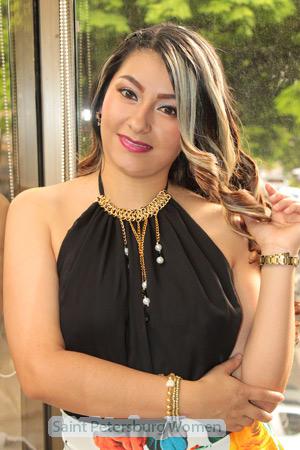 176808 - Luciana Age: 35 - Colombia