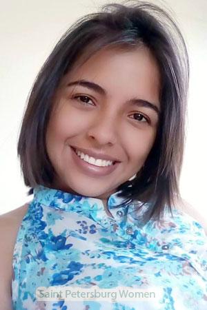 181818 - Camila Age: 32 - Colombia