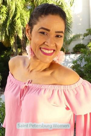 184090 - Dilsa Age: 49 - Colombia