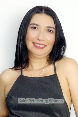 200174 - Adelaida Age: 45 - Colombia