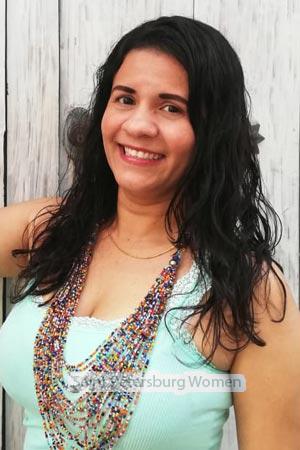 200660 - Ada Patricia Age: 43 - Colombia