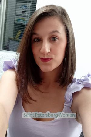 206103 - Gabriela Age: 35 - Colombia