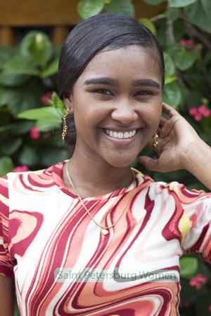 210909 - Eliana Age: 25 - Colombia