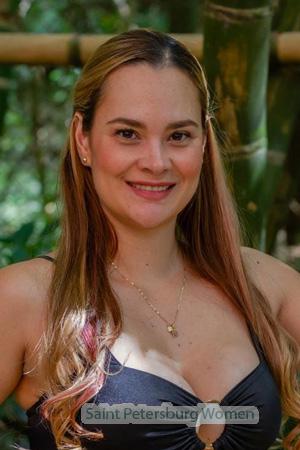 215252 - Paulina Age: 36 - Colombia