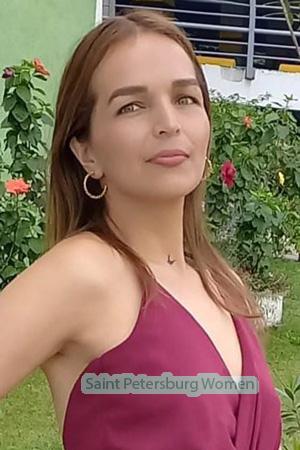 215386 - Jessica Age: 35 - Colombia