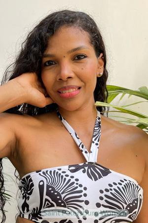 218188 - Karina Age: 39 - Colombia