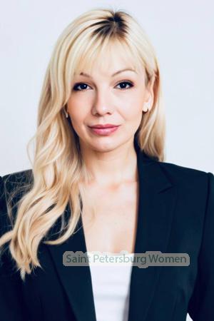 223511 - Elena Age: 52 - Russia