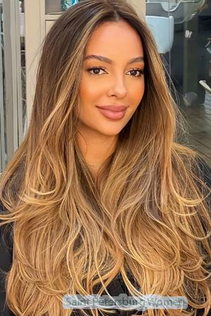 224384 - Lara Age: 27 - Brazil